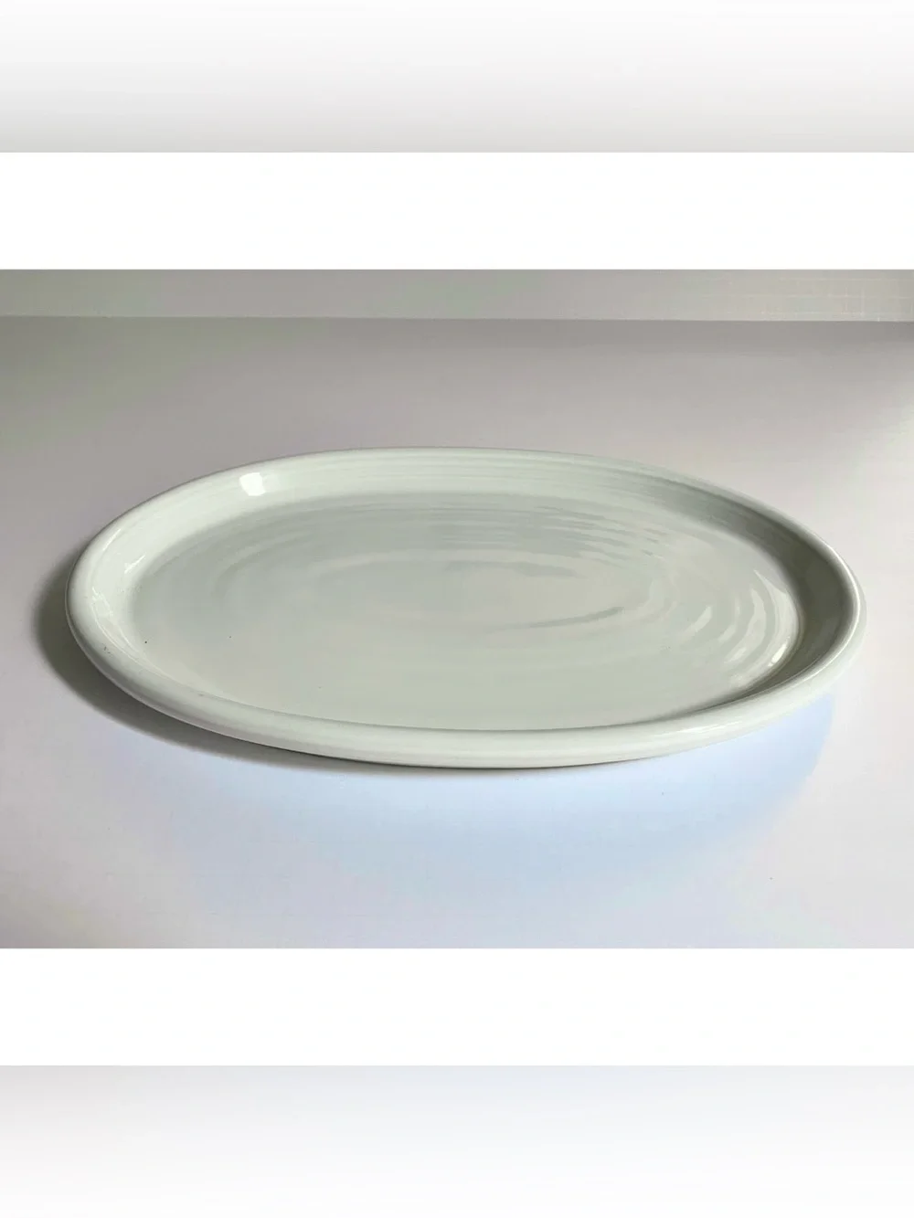Crate & Barrel Off-White Modern Oval Stoneware Platter